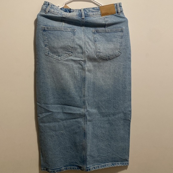 Vera Moda Women's Blue Denim Skirt - Picture 5 of 6